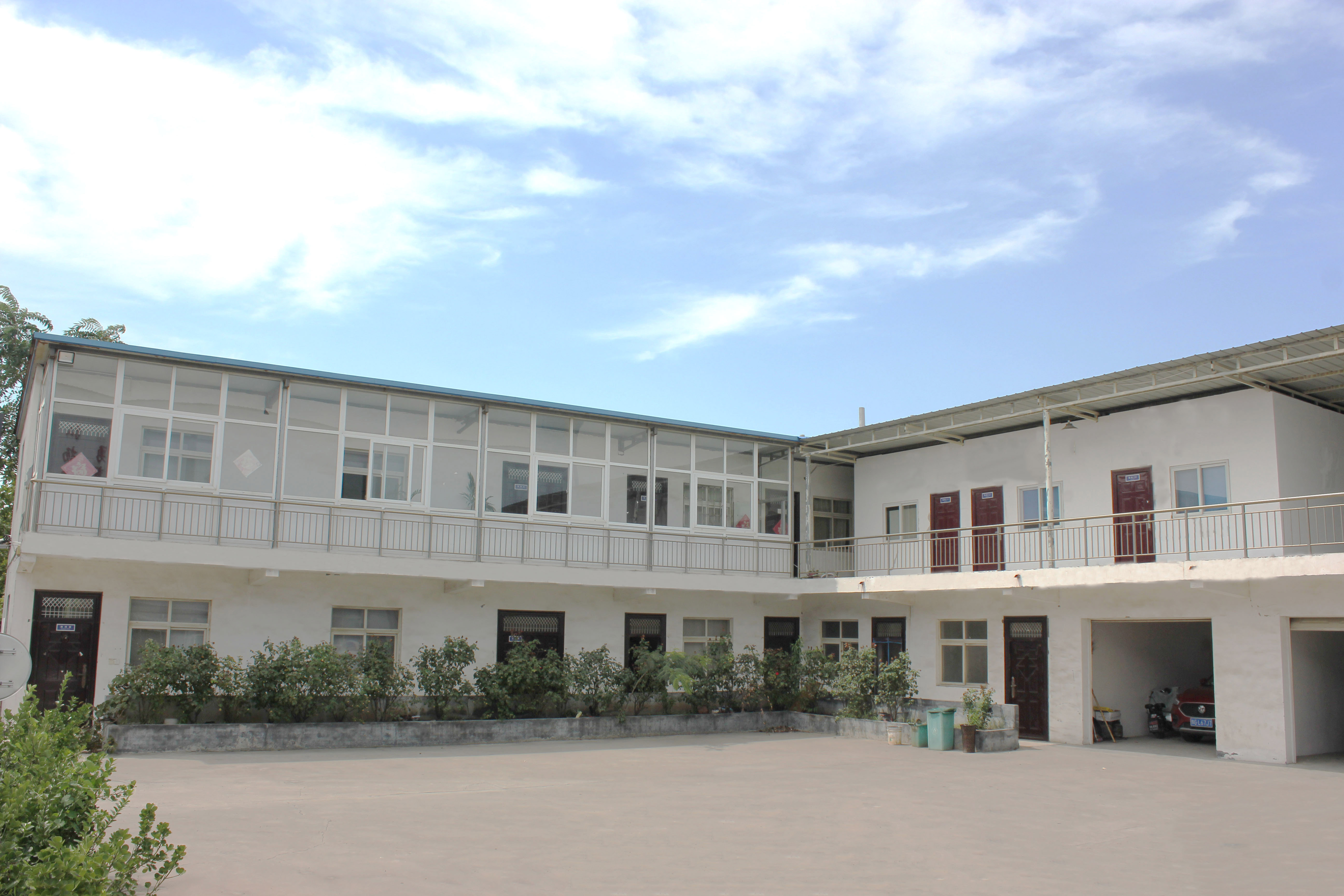 新鄉(xiāng)市福澤機械全體員工祝您中秋快樂 雙節(jié)同樂！